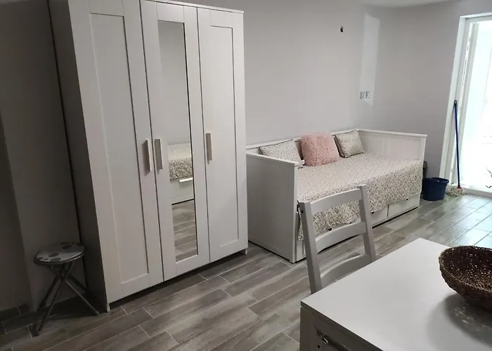 Apartamento студио в центъра на град бургас. *