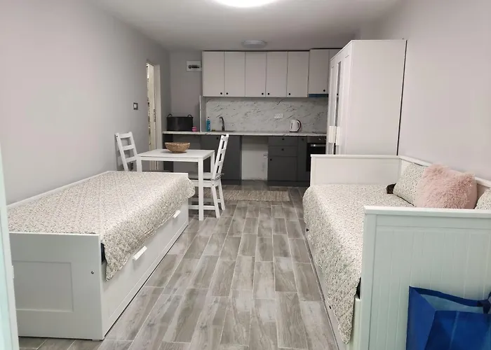 студио в центъра на град бургас. Apartamento